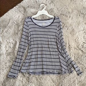 Long sleeve top